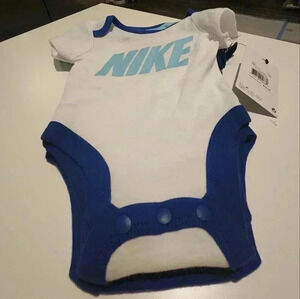 NIKE 3 PIECE ONSIES 3 MONTHS